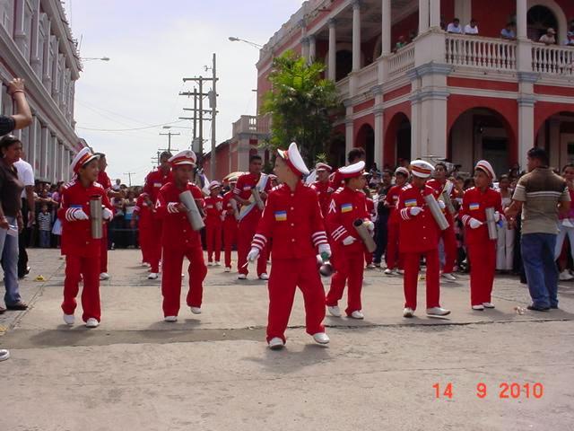 Los mas pequenitos tambien hicieron lo suyo el martes 14 de septiembre 2010